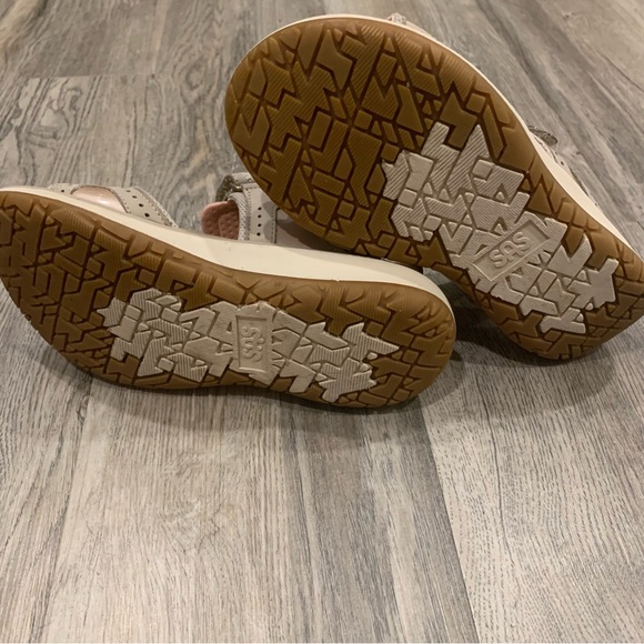 SAS Embark Grey Sandals Women’s 7 Hook & Loop Adjustable Comfort Shoe Pink - Picture 10 of 13